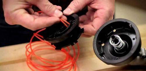 How to Charge a Fishing Line Into a Patriot Trimmer Coil