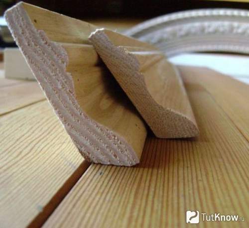 How to Cut Skirting Corners On The Floor