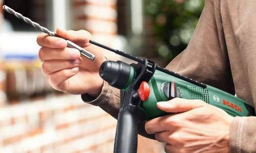 How to Insert a Drill into a Bosch Drill