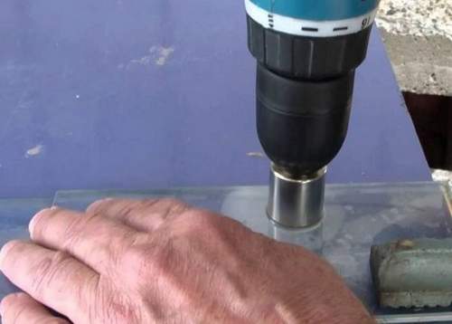 How to Make a Hole In Glass Without a Drill