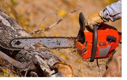 How to Set Idling on a Chainsaw