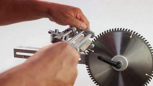 How to Sharpen a Disk For a Brush Cutter
