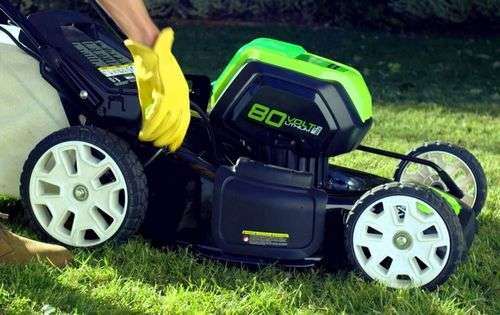 How To Start A Hand Lawn Mower