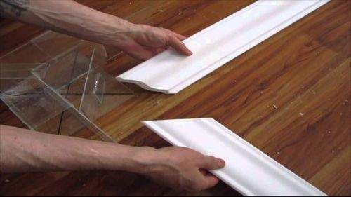 How To Cut Ceiling Plinths Correctly