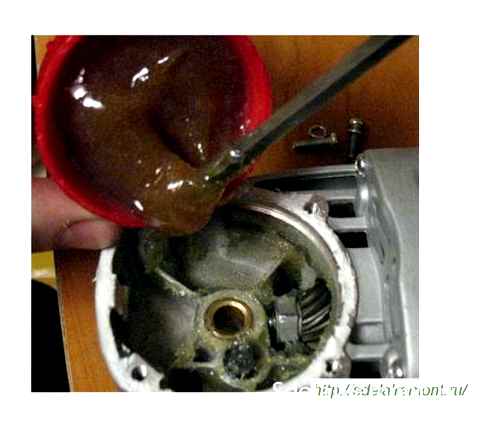 lubricant, fill, gearbox, grinds, procedure, lubrication