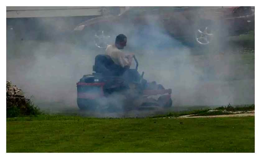 smoke, coming, mower, lawn, smoking